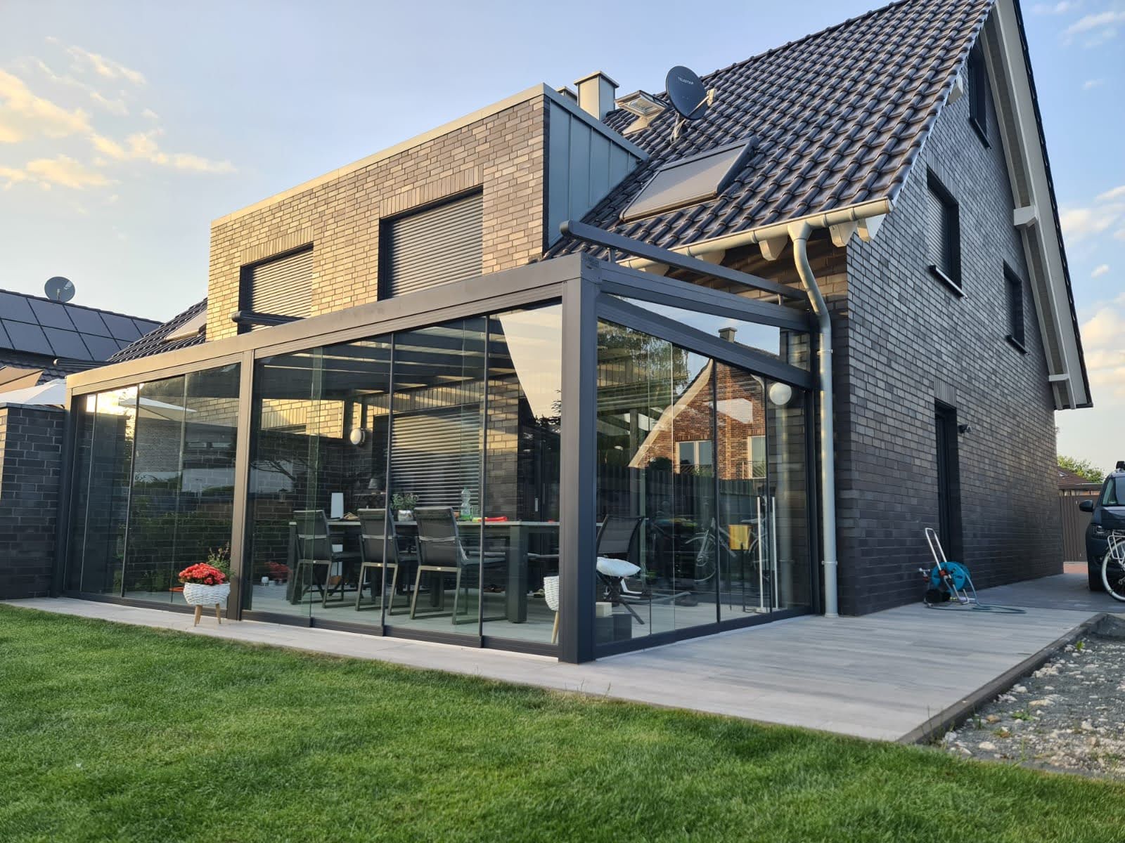 Terrassendach-Glasschiebewand